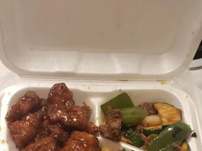 Famous Wok 0