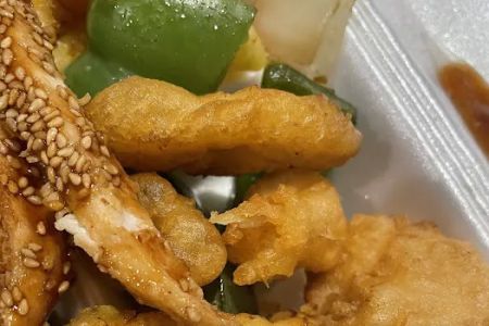 Moon Wok Restaurant