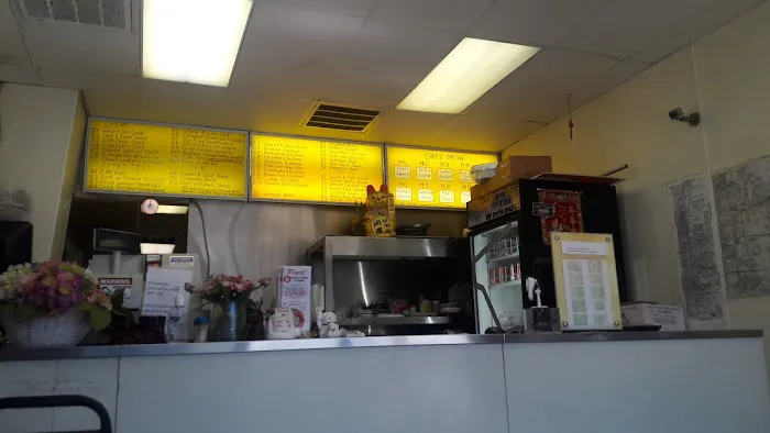 Pearl Chinese Restaurant Plus Carrier Chicken & Seafood 2