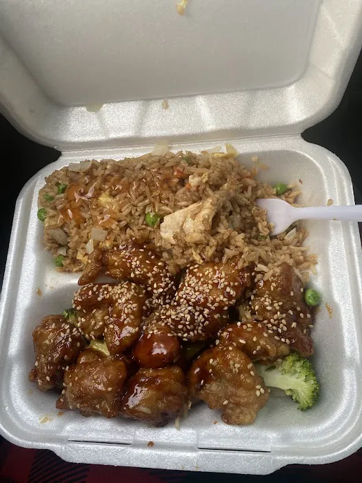 Pearl Chinese Restaurant Plus Carrier Chicken & Seafood 1