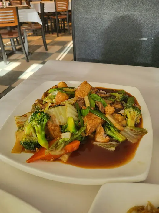 Golden China Restaurant 3