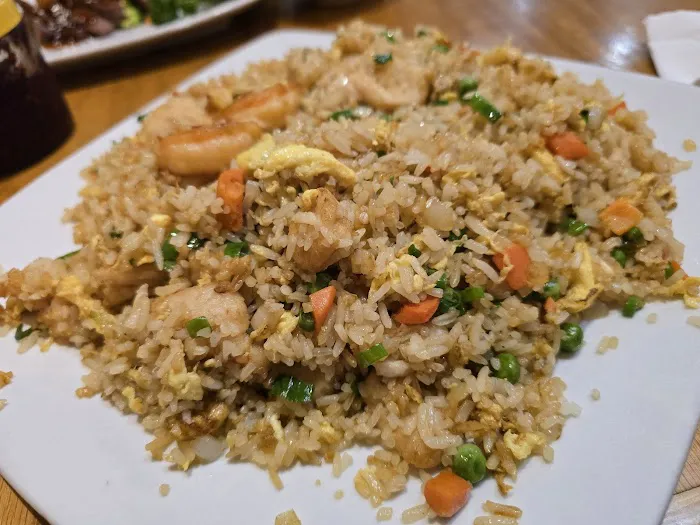 Yum Asian Bistro 8