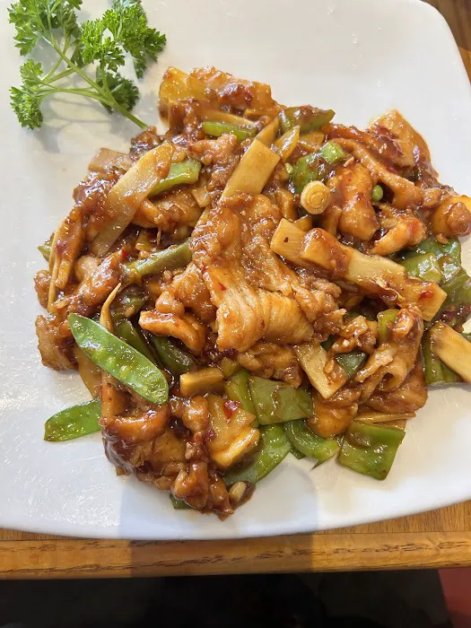 Yum Asian Bistro 4