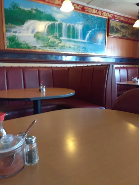 NEW CHINA RESTAURANT 4