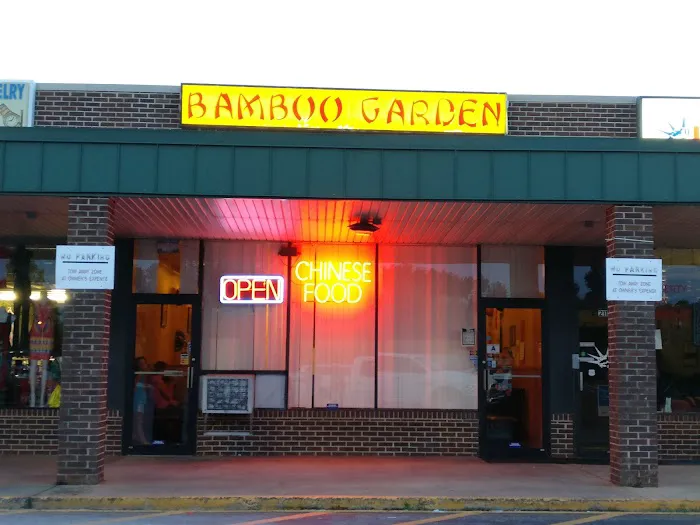 Bamboo Gardens Chinese Restaurant 3