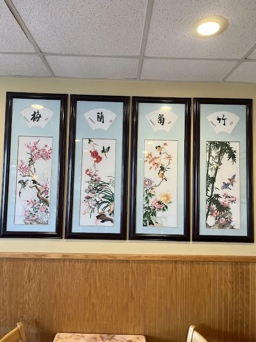 Jackie Chen's Asian Diner 6