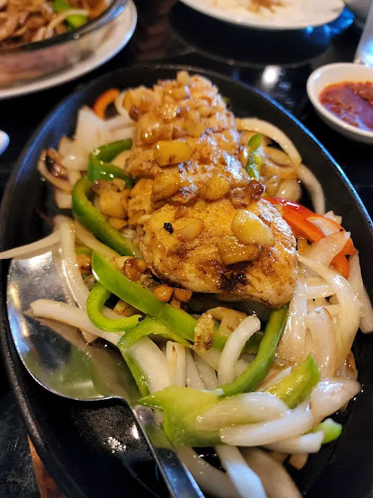 Fu Mon Lau 9