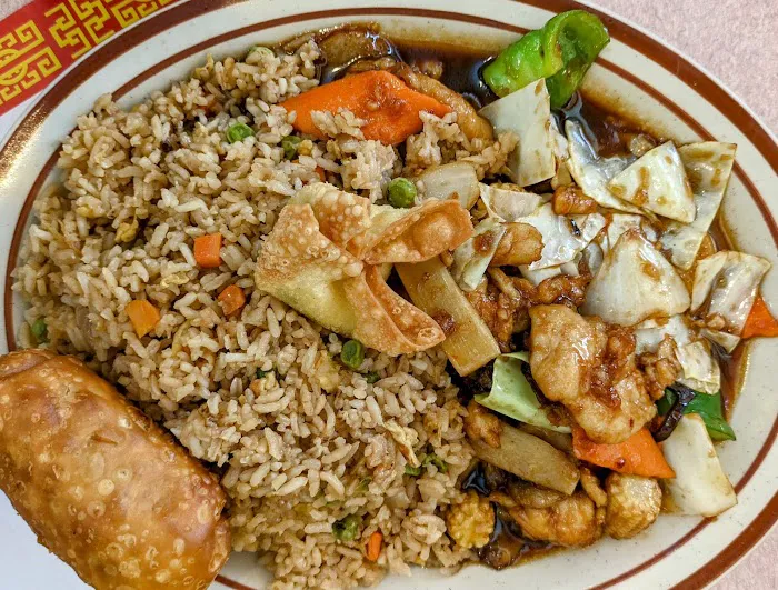 First Wok Chinese Restaurant 4