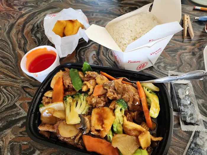 New Dragon Chinese Restaurant 4