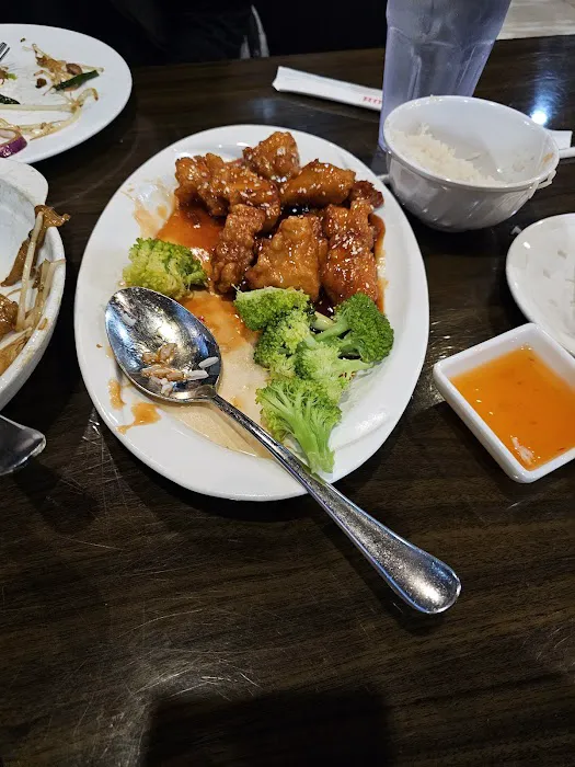 Hong Kong Bistro & Dim Sum 6