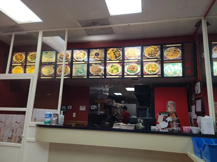Wok & Roll 4