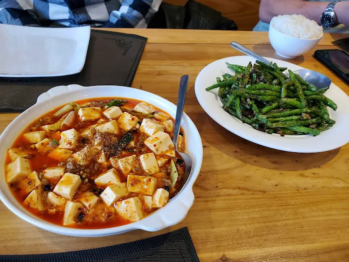 Red Pepper Sichuan Bistro 5