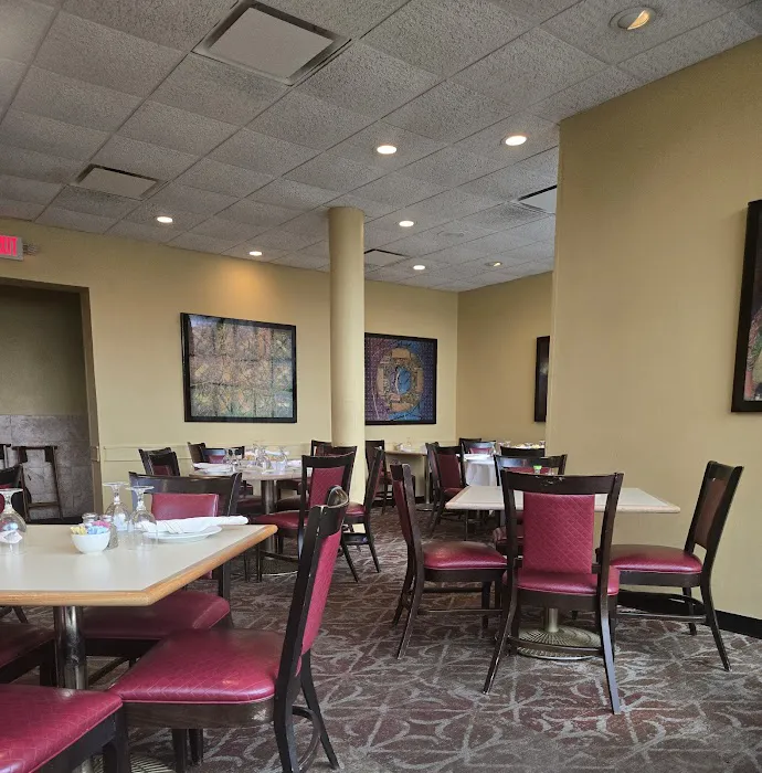 Joey Chiu's Greenspring Inn 5