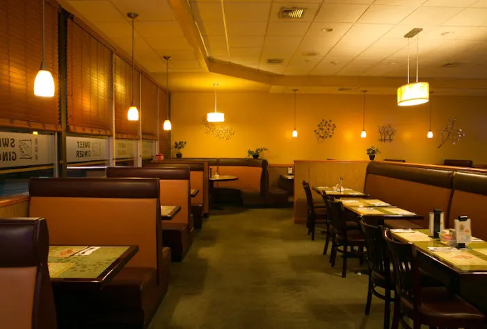 Sweet Ginger Asian Cuisine & Lounge 5