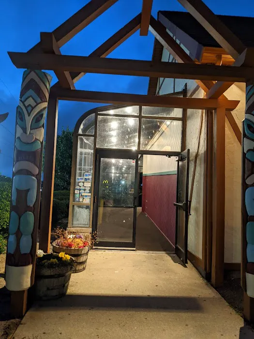 Tiki Port Restaurant 3