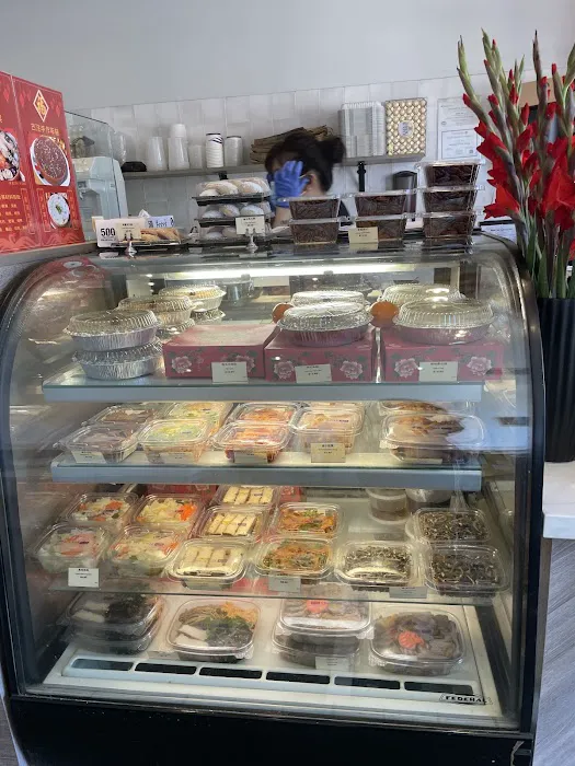 Phoenix Food Boutique - South Pasadena 9