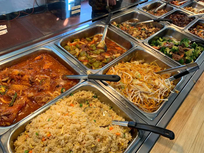 Lucky Chinese Fast Food 8