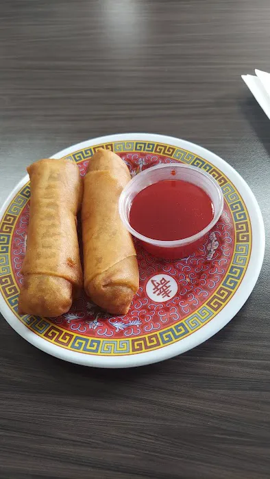 Louie's Chinese Cuisine Restaurant 6