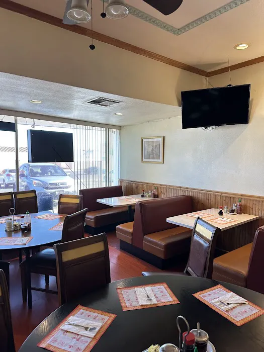 Golden Phoenix Chinese Restaurant 1