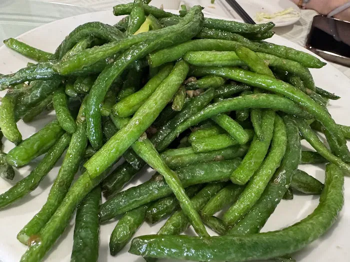Classic Chinese Restaurant 4