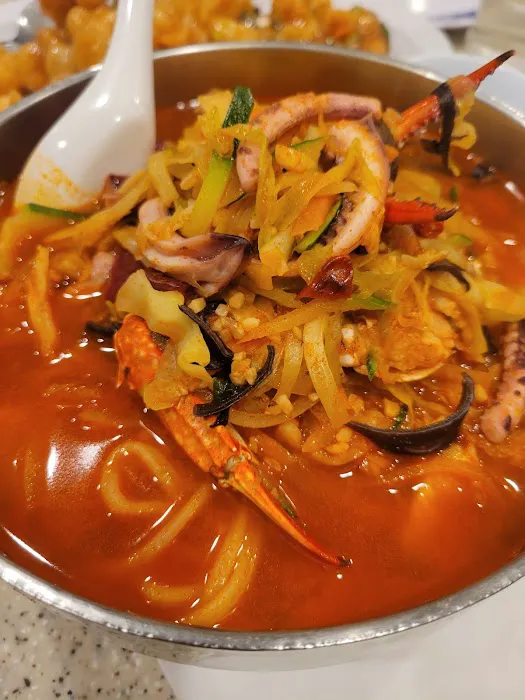 Hsiang Yuen Restaurant 9