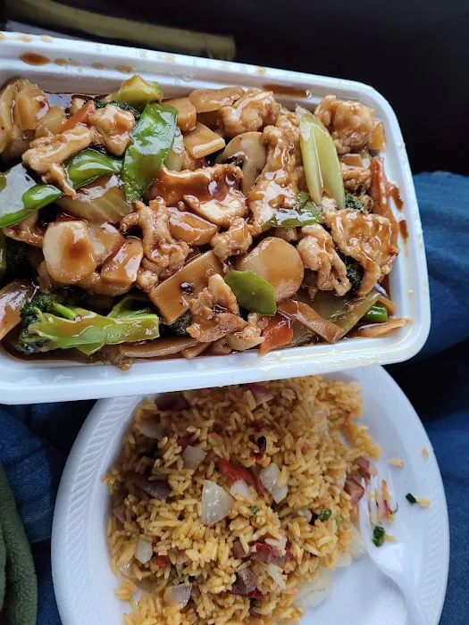 Jade Palace Restaurant 1