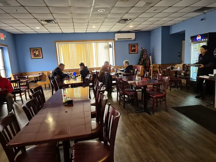 Jade Palace Restaurant 3
