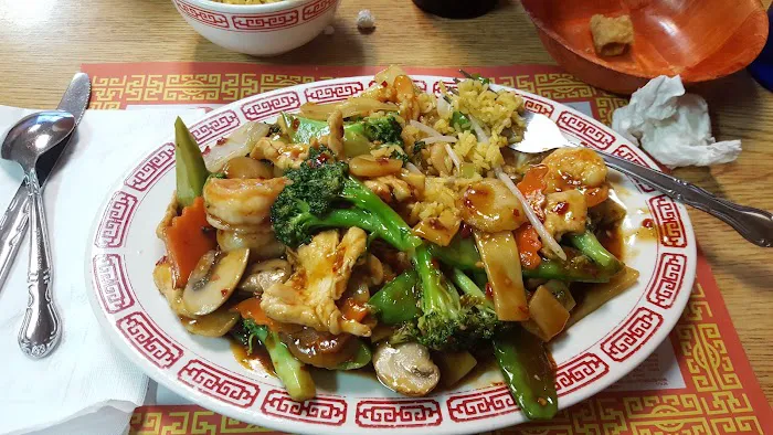 Yung Ting Chinese Restaurant 8