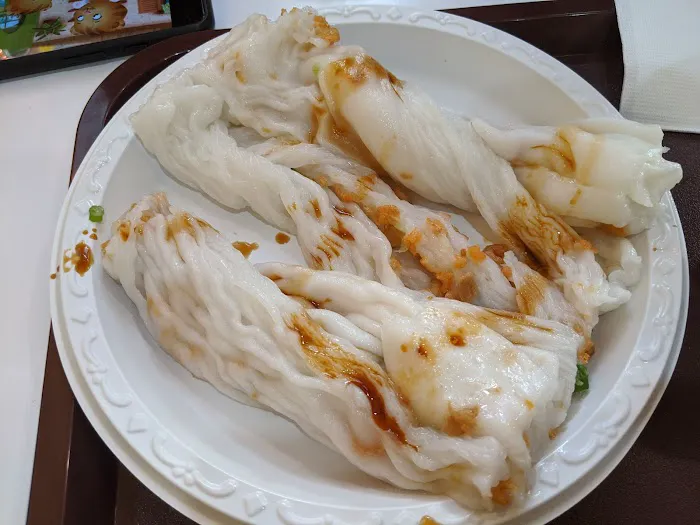 Tonii's Fresh Rice Noodle 5