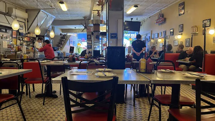 Nom Wah Tea Parlor 6