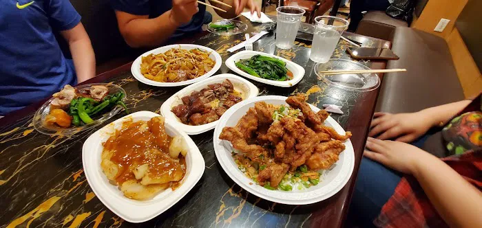 Mei Lai Wah | Wonton Noodle Garden 8