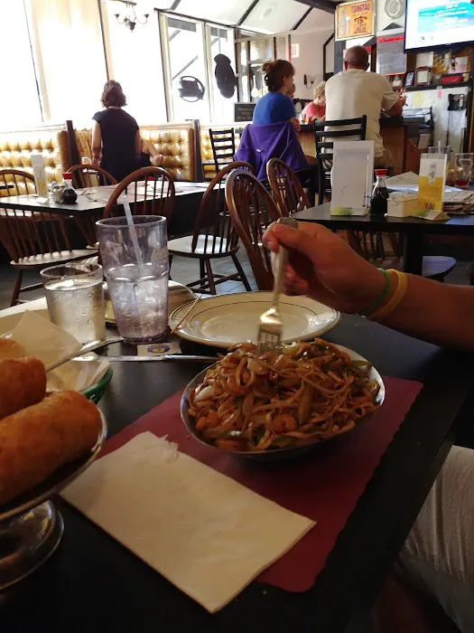 Jade Dragon Restaurant 7