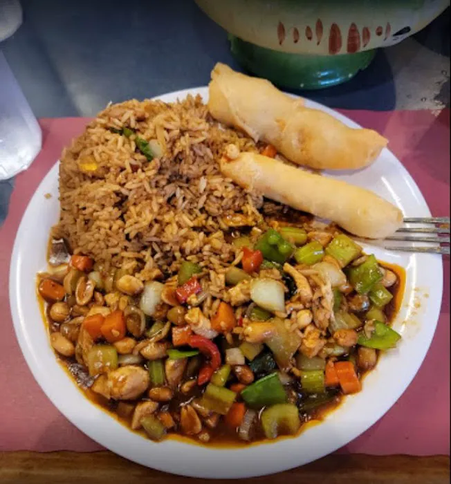 Islander Restaurant 6