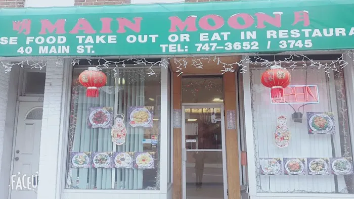 Main Moon 3