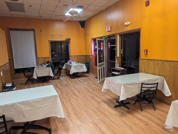 Xing Long Chinese Restaurant 7