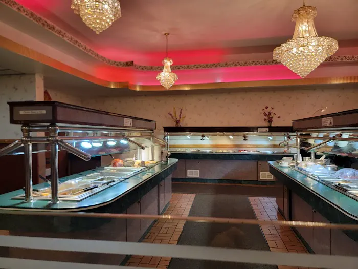 Ming's Garden Chinese Restaurant 6