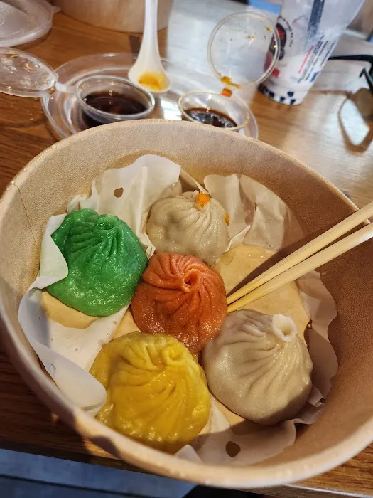 Dumpling District 6