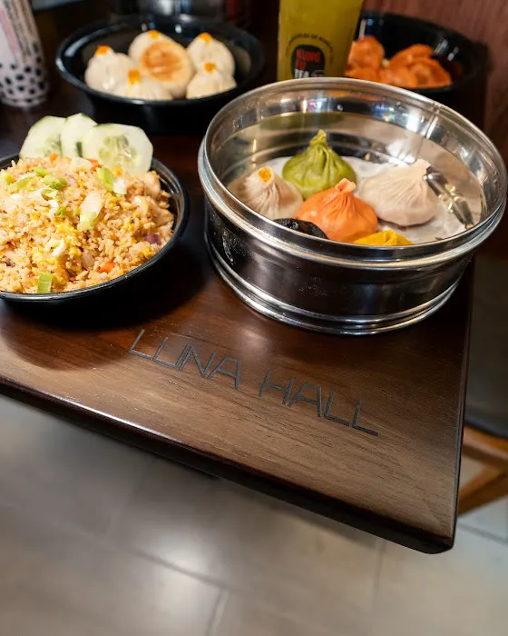 Dumpling District 9