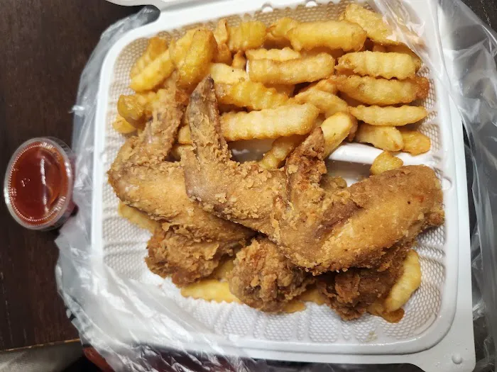 Goodies Restaurant & Carryout 5