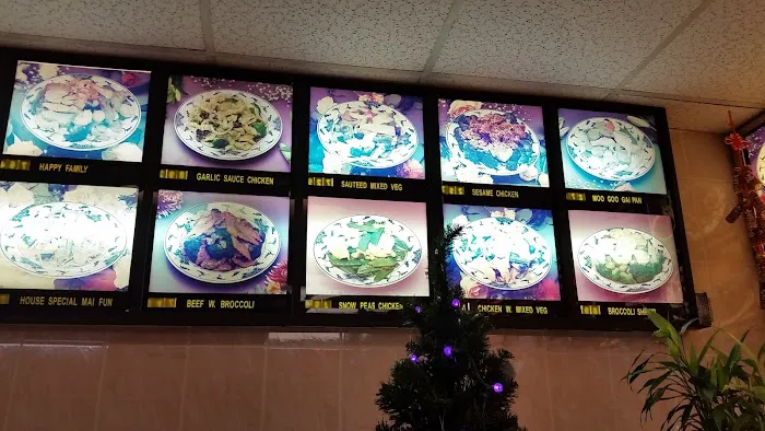 Goodies Restaurant & Carryout 4