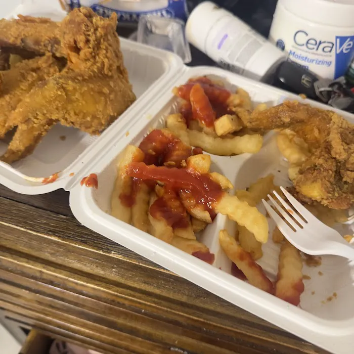 Benny’s Sub Shop (La Plata) 7