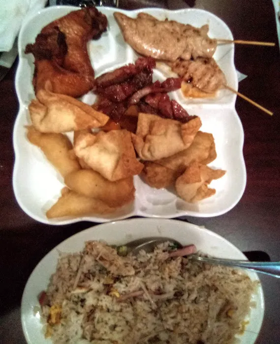 Jade Dragon Restaurant 10