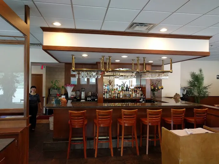 Lee Chen Chinese Cuisine 9