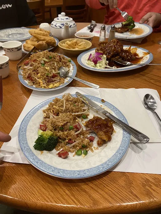 Lee Chen Chinese Cuisine 1