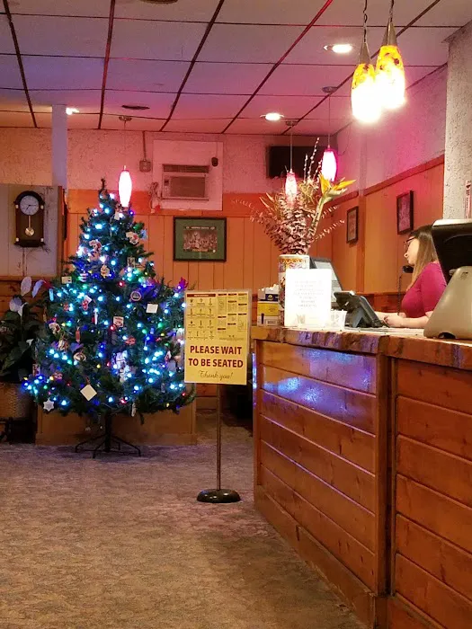 Golden House Restaurant 10