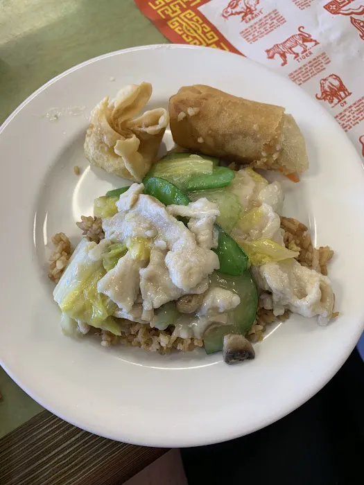Chens Chinese Restaurant 10