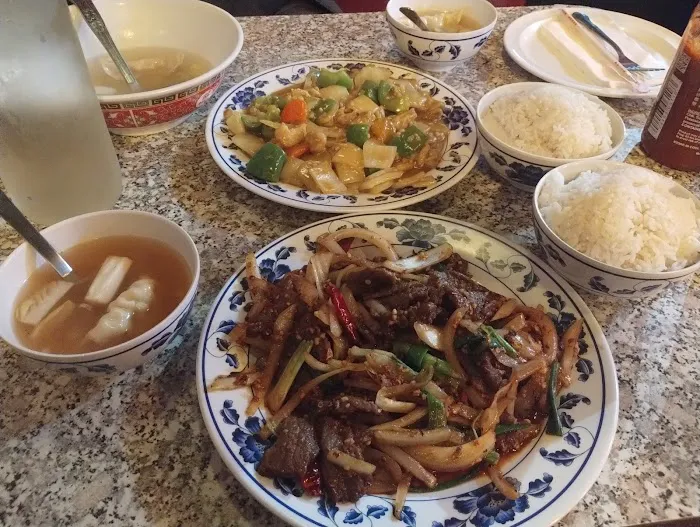 Hong Kong Restaurant 10