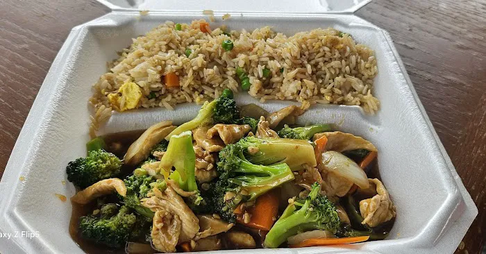 El Cuñadito Chinese food 5