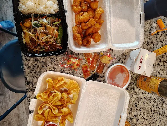 Dragon Express Chinese Restaurant 8