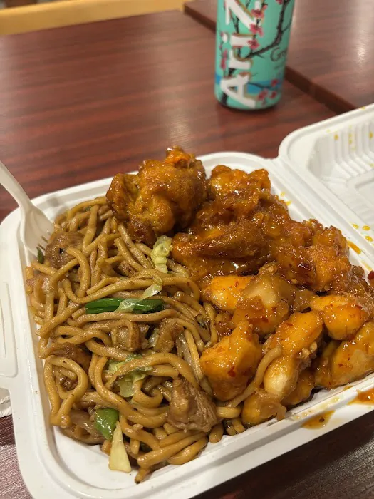 Wok's On Express 4